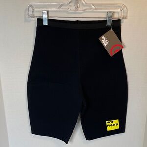 Zaggora Women's Size Small Black Hot Pants   Compression Biking Shorts   NWT